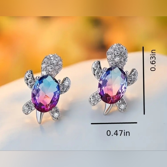 Turtle Gem Studs - Sky Blue - Picture 2 of 3